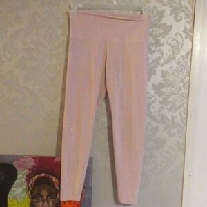 Pink High-Waisted Leggings with Sleek Silhouette